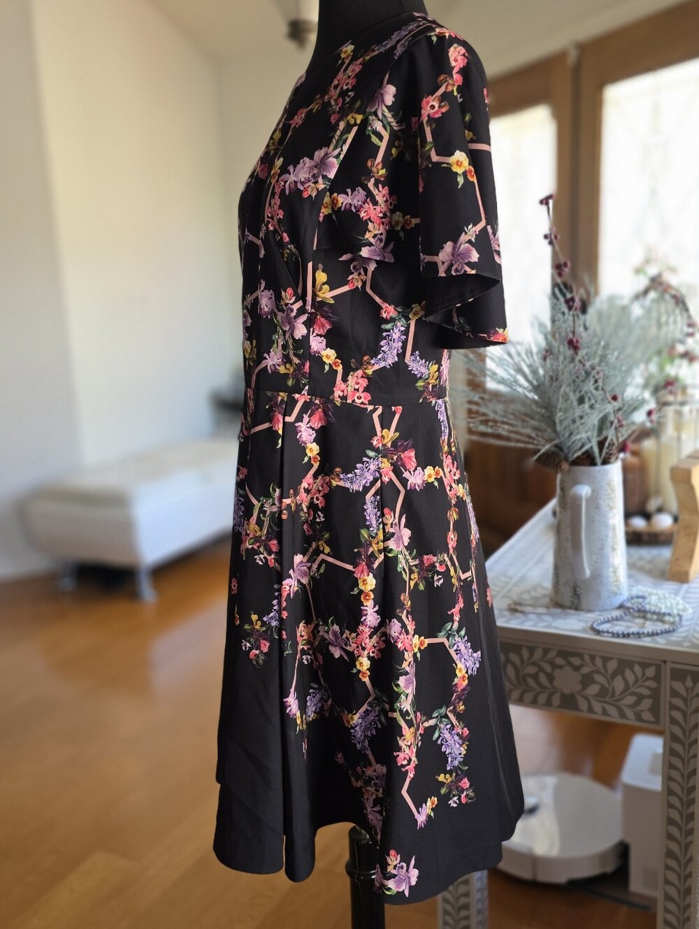 🍒TED BAKER🍒 CAPE DRESS - Picture 7 of 8
